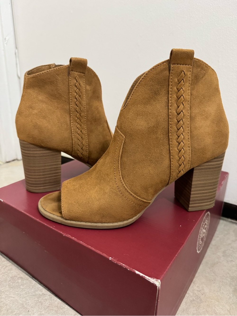 Women’s Open-Toe Block Heel Ankle Boots - Tan Suede | Size 8 MED